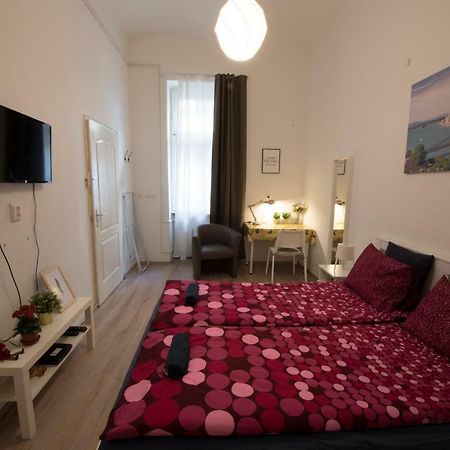 No. 11 Apartment With 2 Bathrooms Next To Railway Station Βουδαπέστη Εξωτερικό φωτογραφία